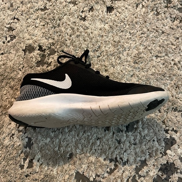 Nike Women’s Flex Experience RN 7 - Picture 7 of 7